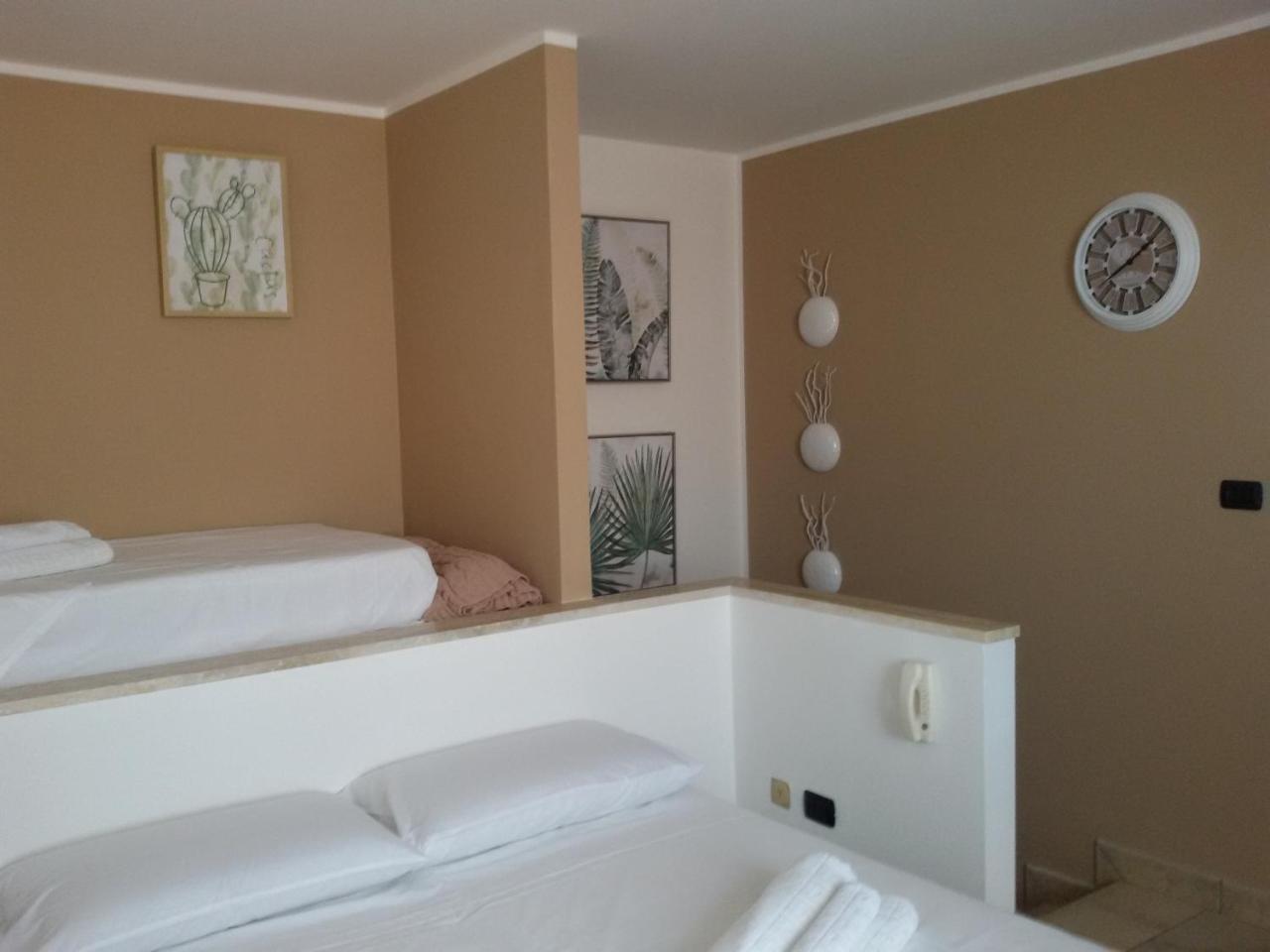 갈라토네 Casa Solarium 빌라 외부 사진